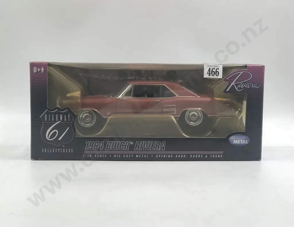Highway 61 Boxed 1:18 1964 Buick Riviera Image 1++