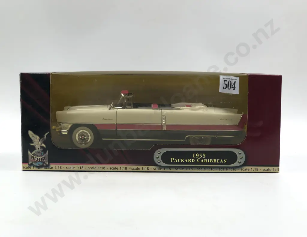 Road Signature Boxed 1:18 1955 Packard Caribbean Image 1++