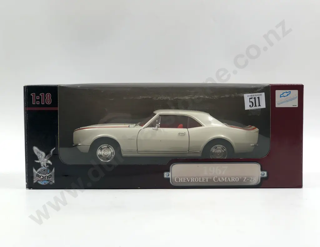 Road Signature Boxed 1:18 1967 Chevrolet Camaro Z-28 Image 1++