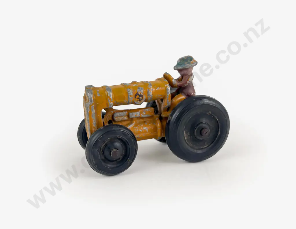 Fun Ho Little Tractor 9.5cm Image 1++