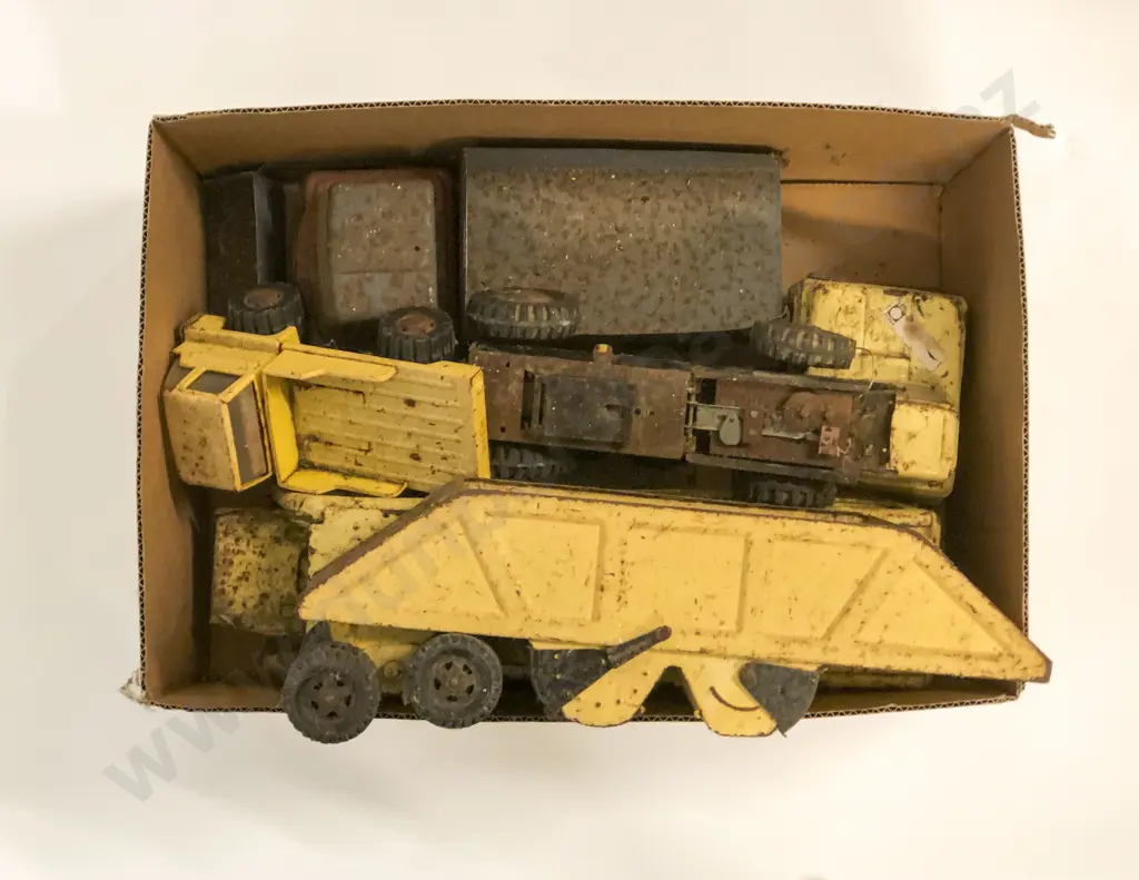 Qty Small Tonka and Other Tinplate Vehicles Image 1++