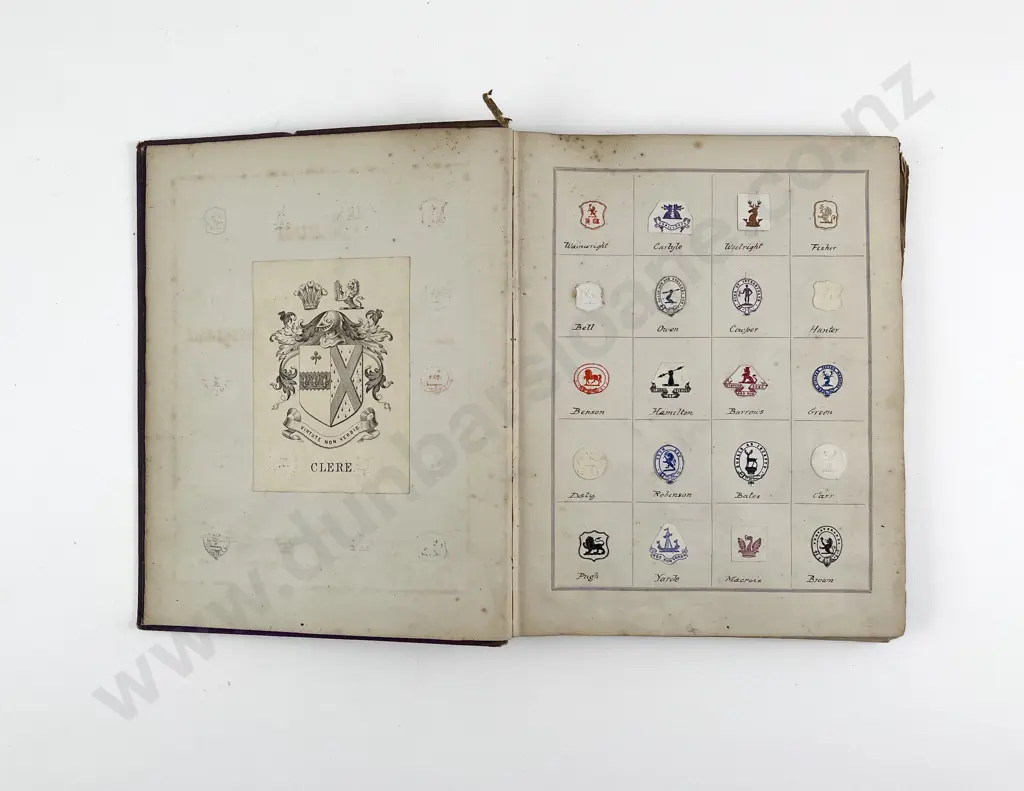 Interesting Late Vict/Edw Album Of Arms Crests & Monograms Image 1++