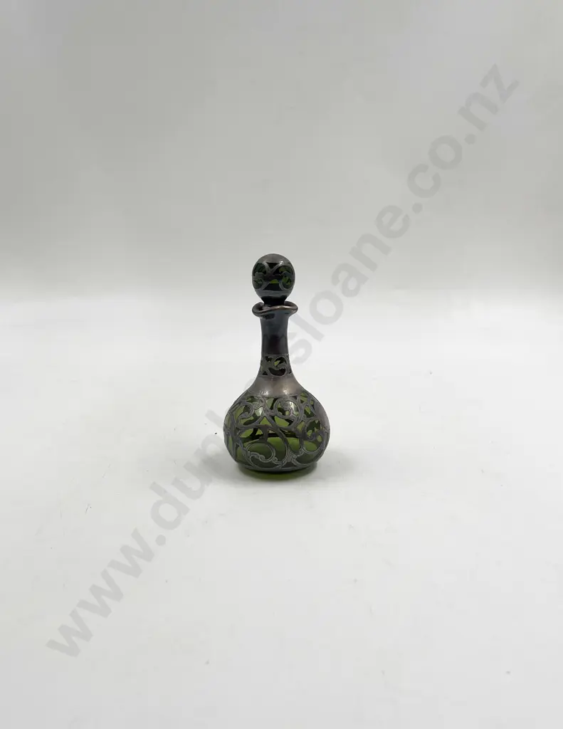 Silver Overlaid Green Glass Scent Bottle Image 1++