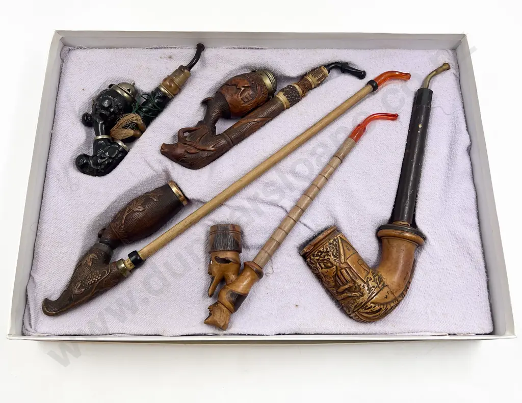 Five Assorted Vintage Pipes Image 1++