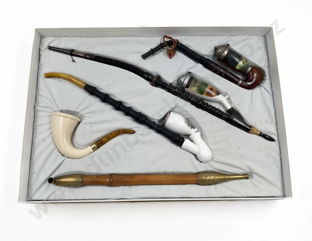Five Assorted Vintage Pipes Image 1++