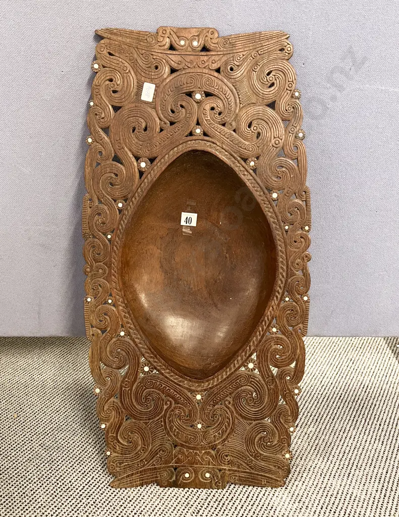 Carved Ceremonial Bowl Image 1++