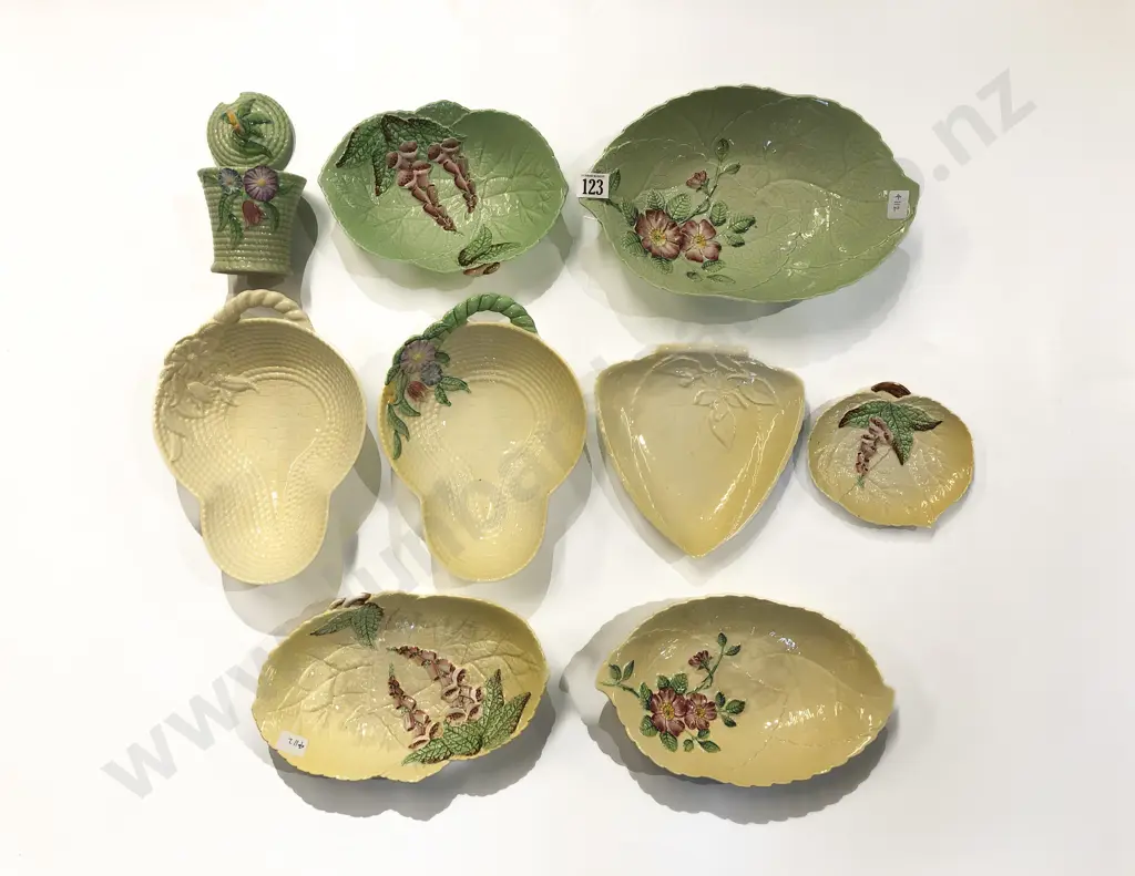 Qty of Assorted Carltonware Image 1++