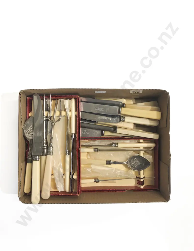 Qty of Assorted Bone Handled Cutlery etc. Image 1++