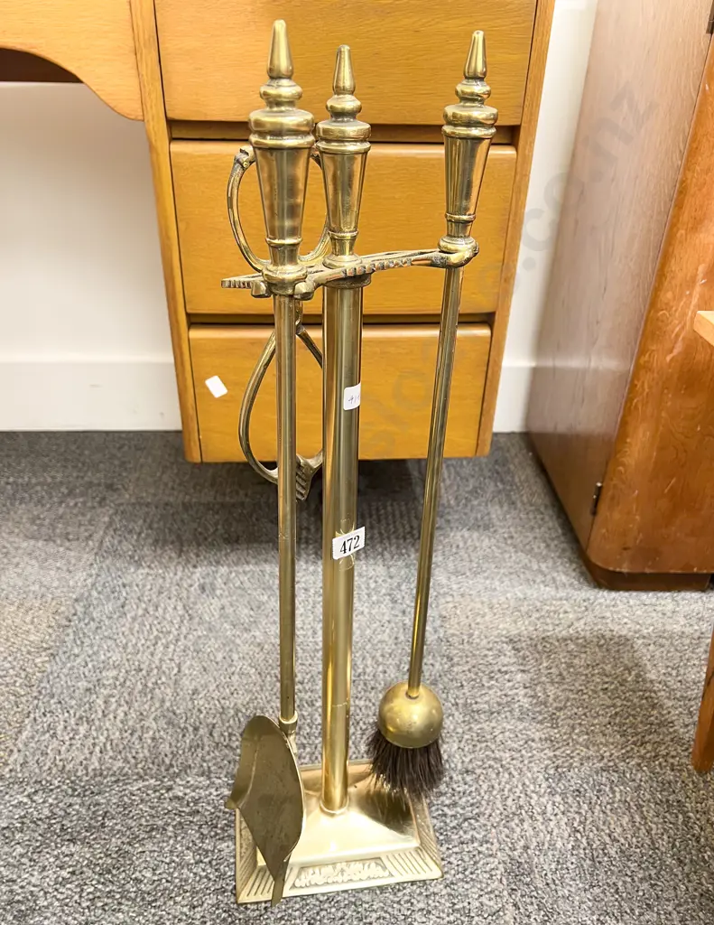 Brass Four Piece Fire Tidy Set Image 1++