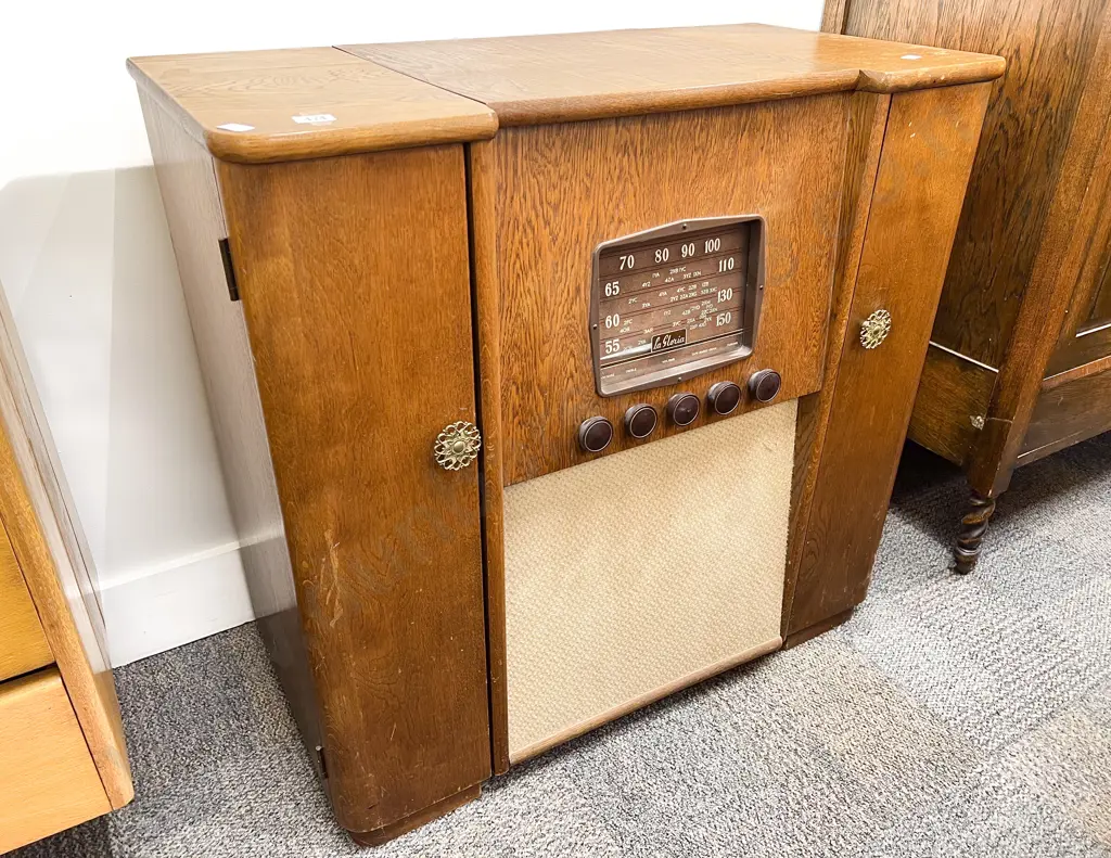 Vintage La Gloria Oak Cased Radiogram Image 1++