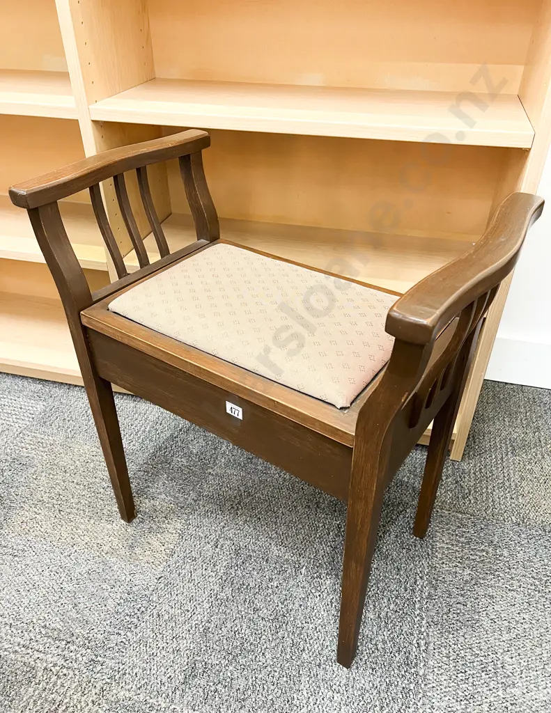 Piano Stool With Tilt Top Compartment and Qty of Assorted Sheet Music Image 1++