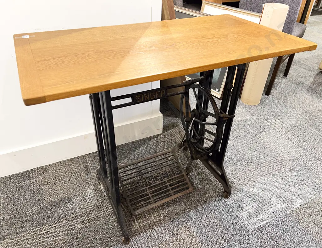 Singer Sewing Machine Treadle Base with Later Oak Top Image 1++