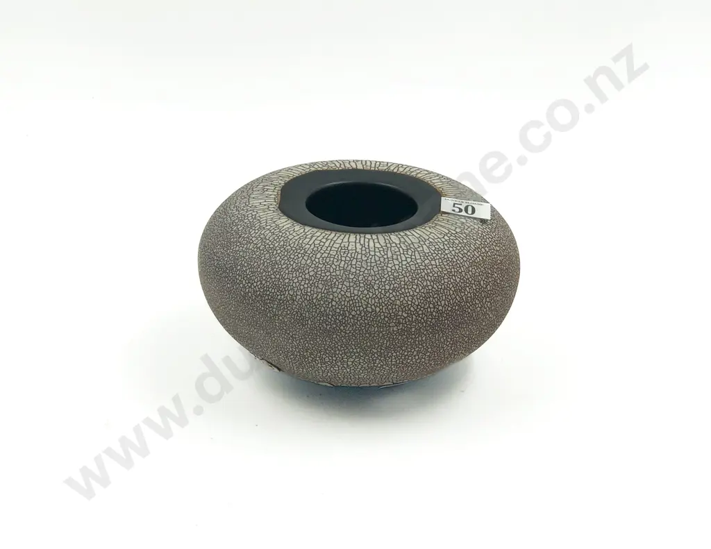 Peter Shearer Squat Vase Image 1++