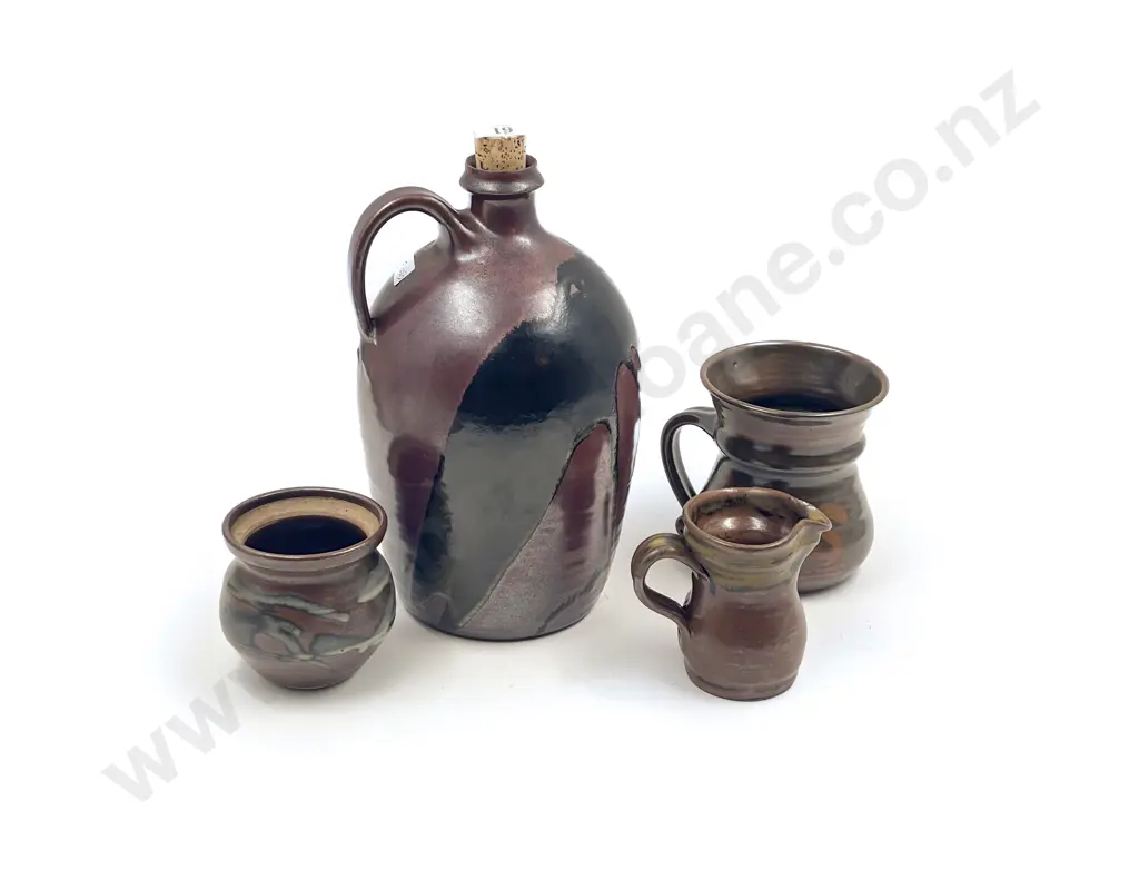 Four Pieces of Assorted NZ Pottery Image 1++
