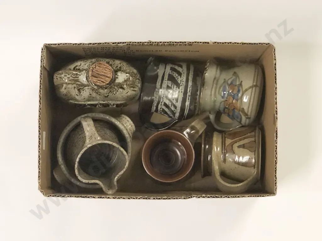 Small Qty of Assorted NZ Pottery Image 1++
