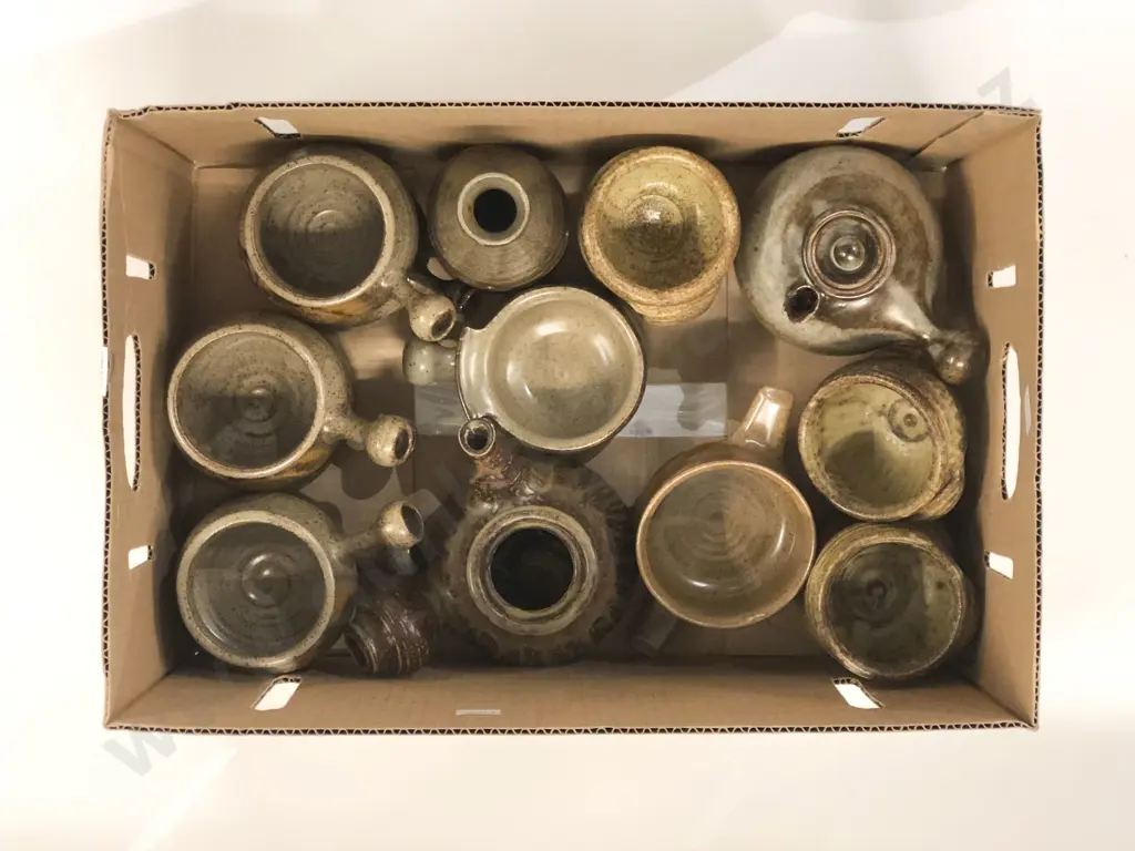 Qty of Assorted NZ Pottery Image 1++