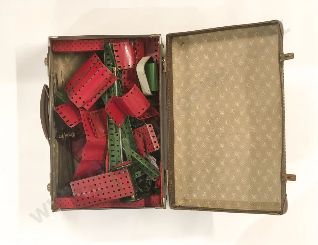 Qty of Meccano in Case Image 1++