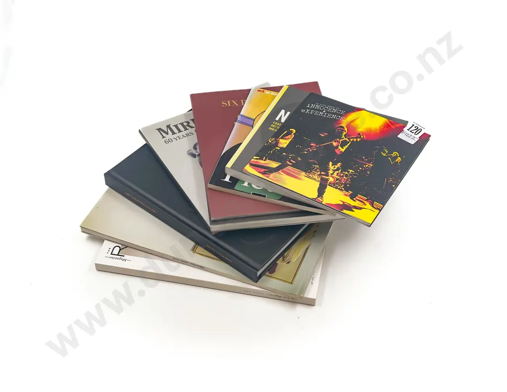 Qty of Assorted Art Reference Volumes Etc Image 1++