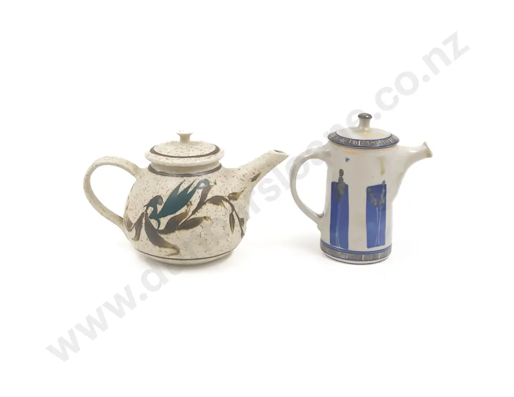 Two NZ Pottery Tea Pots Image 1++