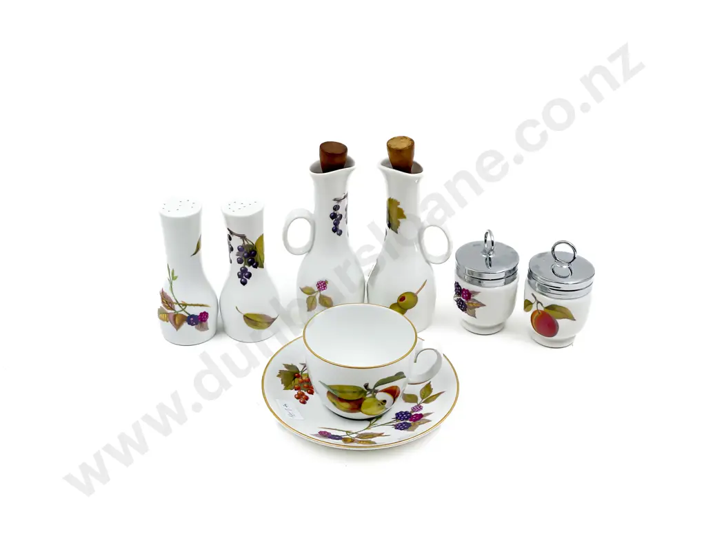 Small Qty of Assorted Royal Worcester Evesham China Etc Image 1++