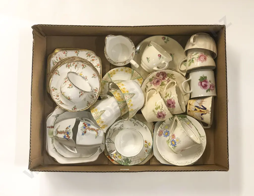 Qty of Assorted Fancy Tea China Image 1++