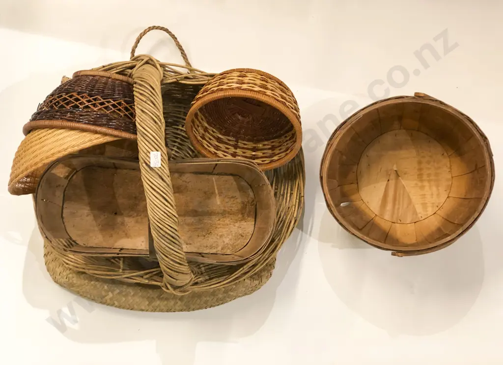 Qty of Assorted Woven Baskets Etc. Image 1++