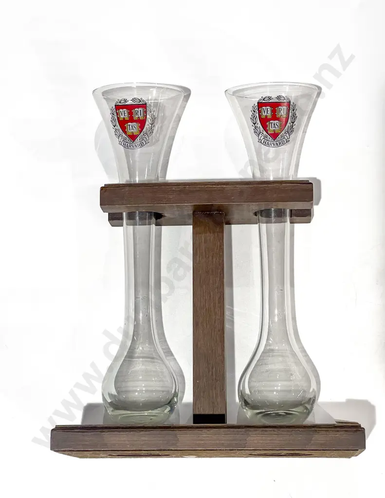 Qty of Assorted Crystal and Glassware Image 1++