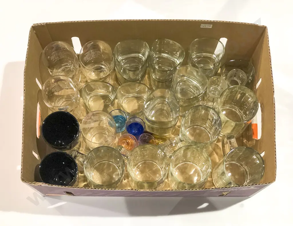 Qty of Assorted Pint Glasses Image 1++