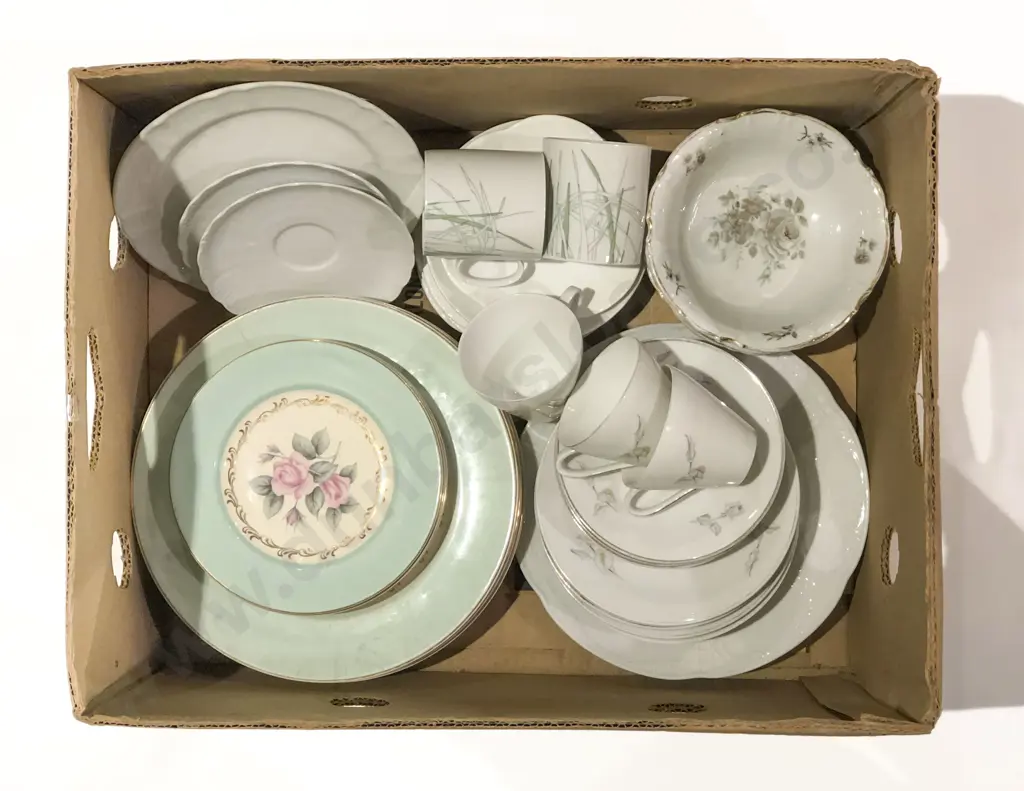 Qty of Assorted Fancy China incl Hutschenreuther Image 1++