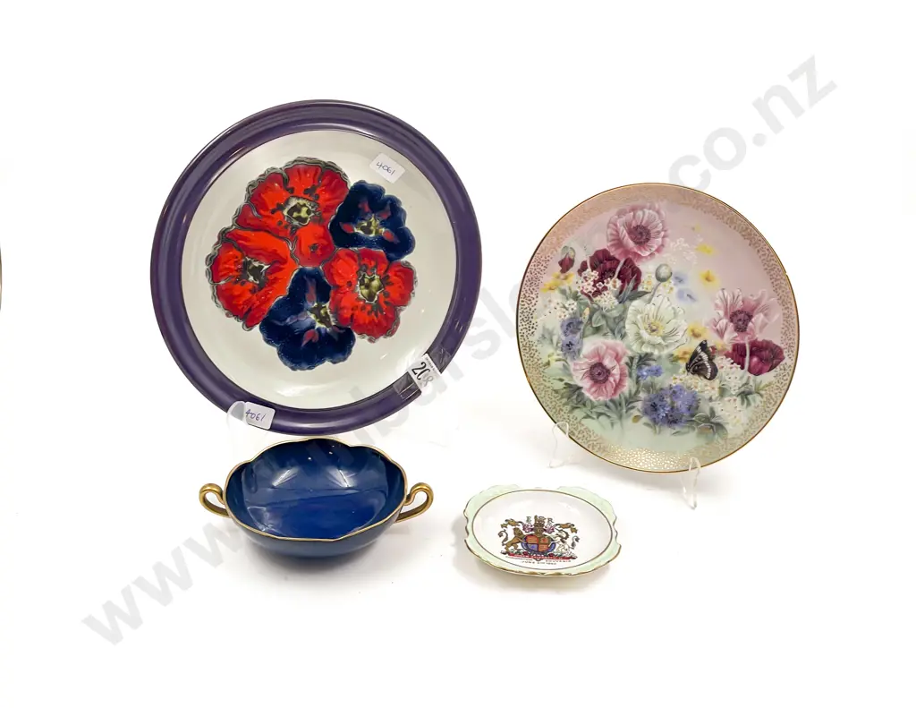 Small Qty of Assorted Fancy China incl Carlton Ware and Denby Image 1++
