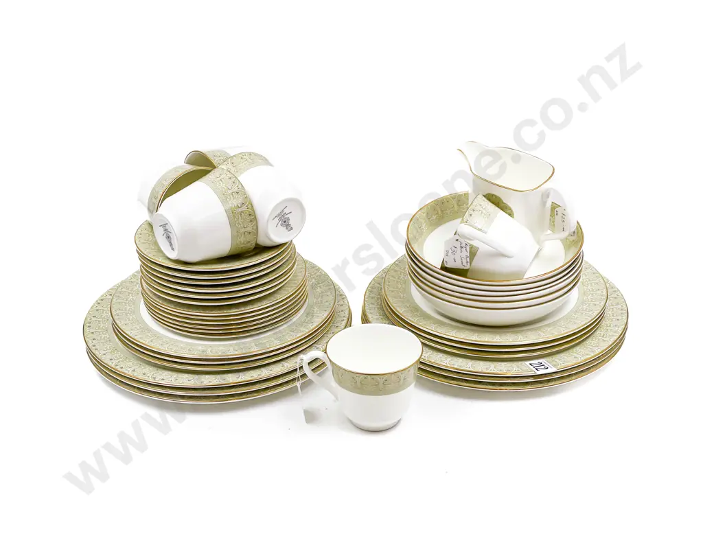 Qty of RD "Sonnet" Pattern Dinner China Image 1++