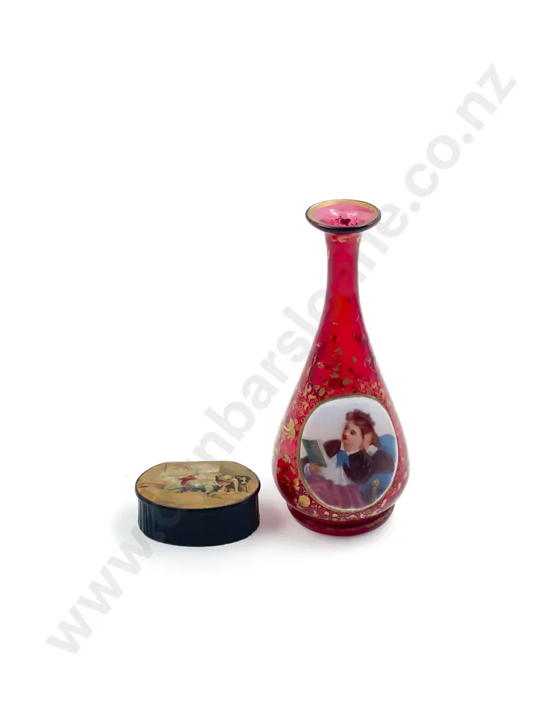 Small Piece of Victorian Cranberry Glass together with Victorian Snuff Box Image 1++