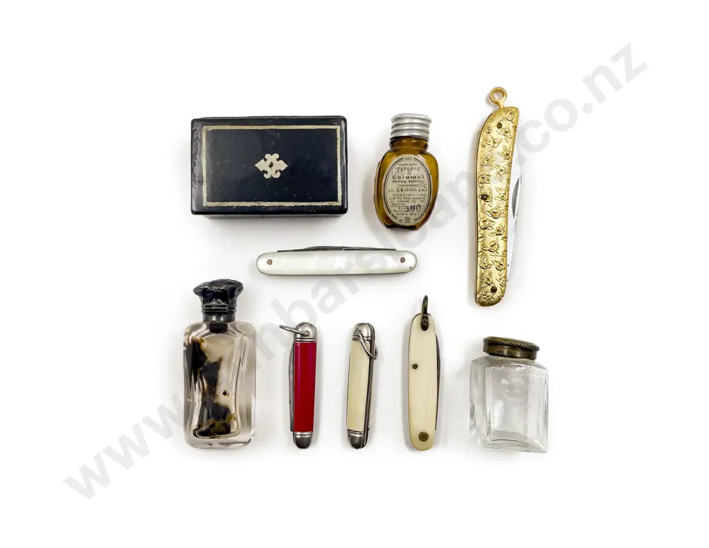 Small Qty of Assorted incl Pocket Knives Image 1++