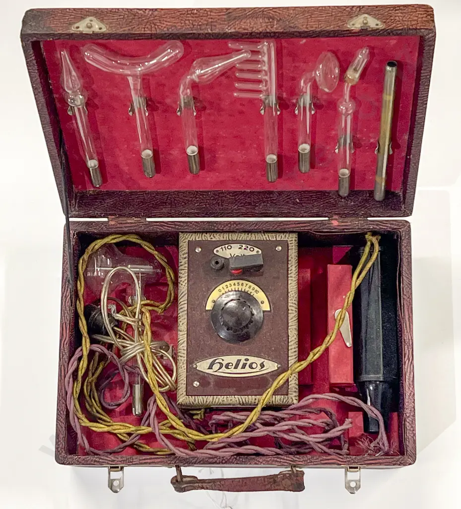 Vintage Helios Violet Ray Machine Image 1++