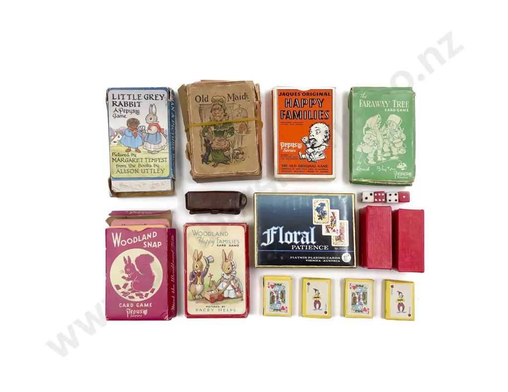 Qty of Assorted Vintage Playing Cards Image 1++