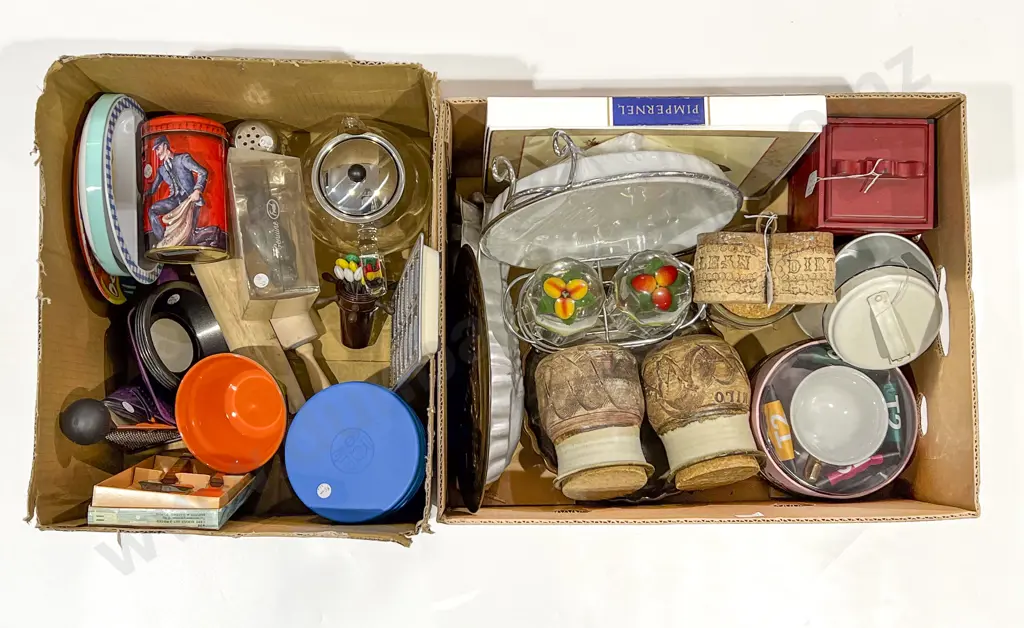 Two Boxes of Assorted Kitchenalia Image 1++
