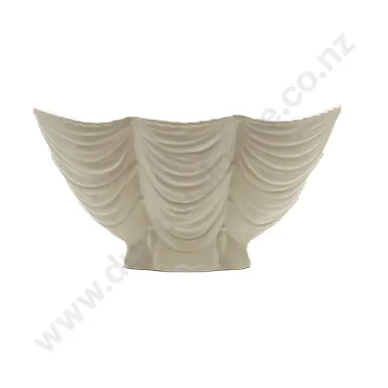 Crown Lynn Fan Shaped Mantle Vase