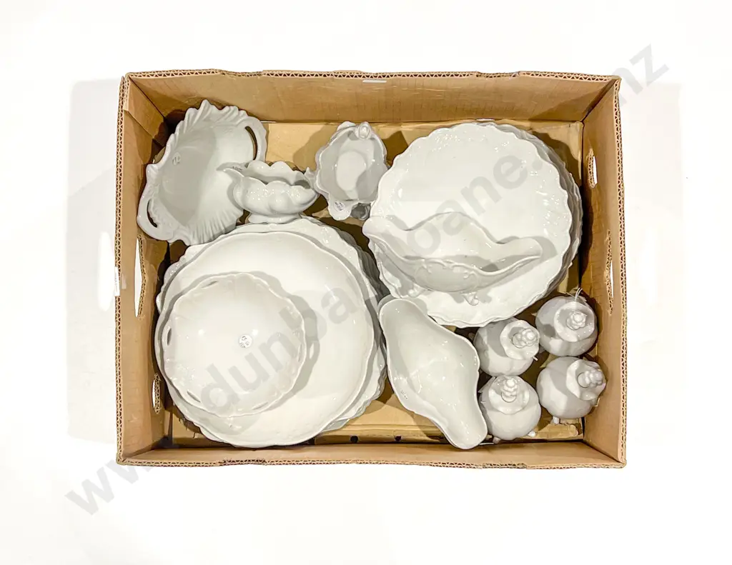 Qty of Assorted Fancy White China Image 1++