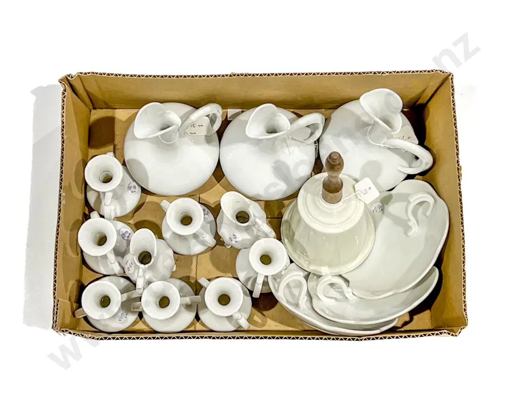 Qty of Assorted Fancy White China Image 1++