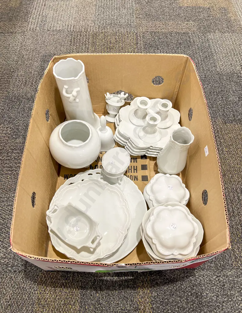 Qty of Assorted Fancy White China Image 1++