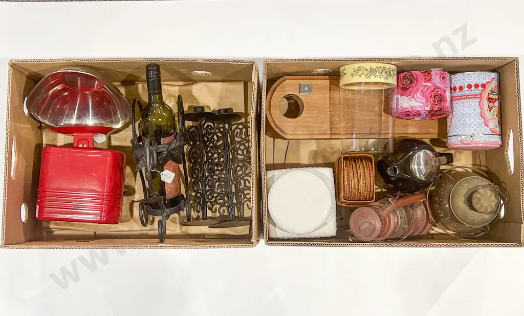 Two Boxes of Assorted Decorative Homewares Image 1++