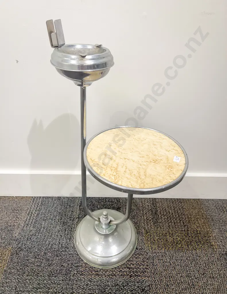 Chrome Smokers Stand Image 1++