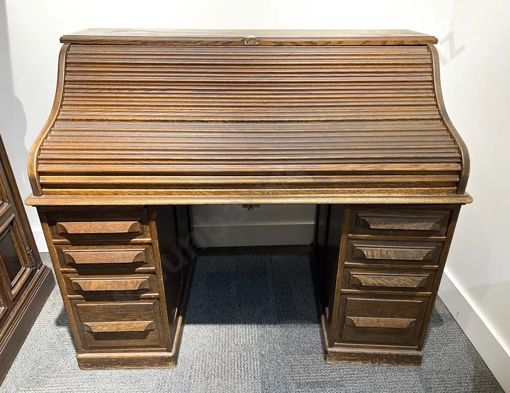 Cutler Oak Roll Top Desk Image 1++