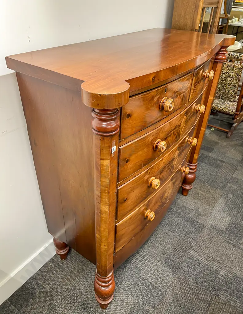 Wm IV Mahogany Bow Front Chest of Drawers Image 1++