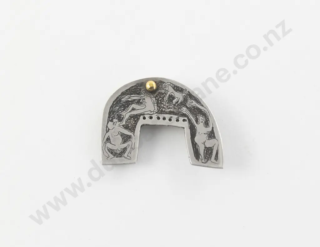 NZ Jeweller Ann Culy Oxidised .925 Silver and Gold Brooch Image 1++