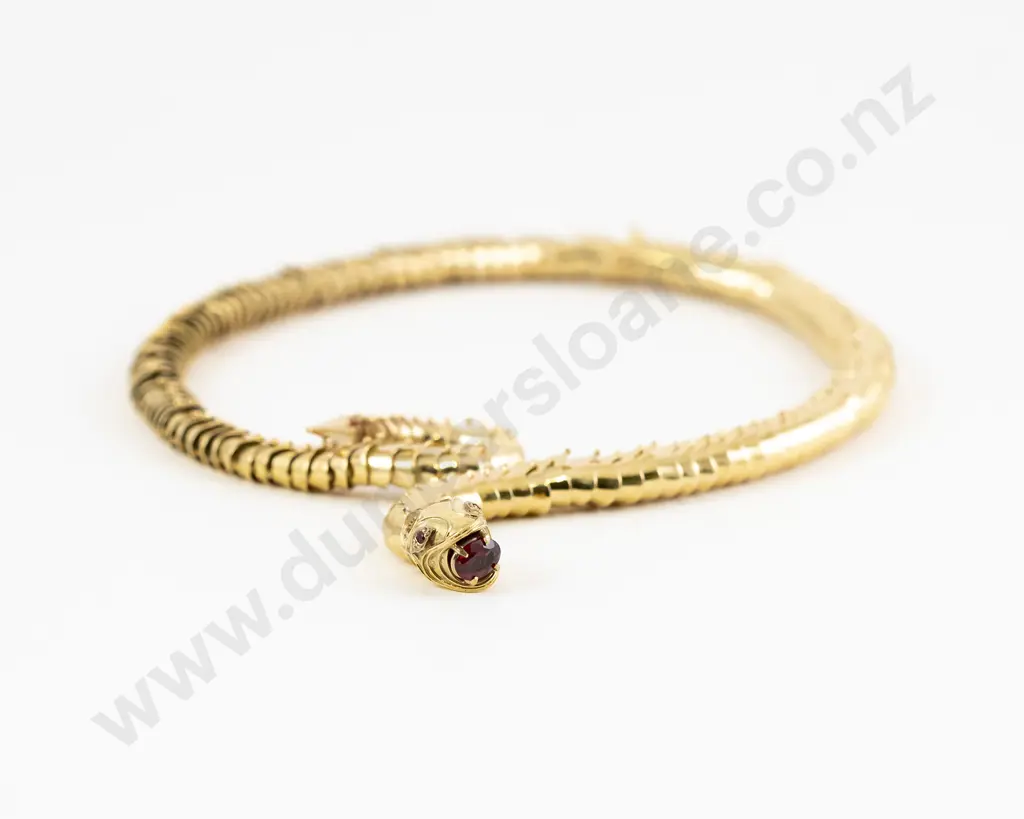 NZ Jeweller Anthony Williams 9ct Snake Neck Chain Image 1++