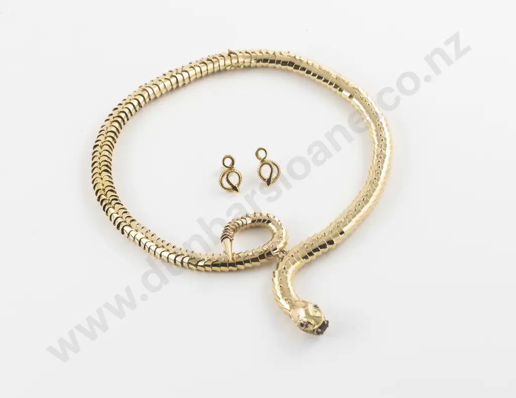 NZ Jeweller Anthony Williams 9ct Snake Neck Chain Image 1++