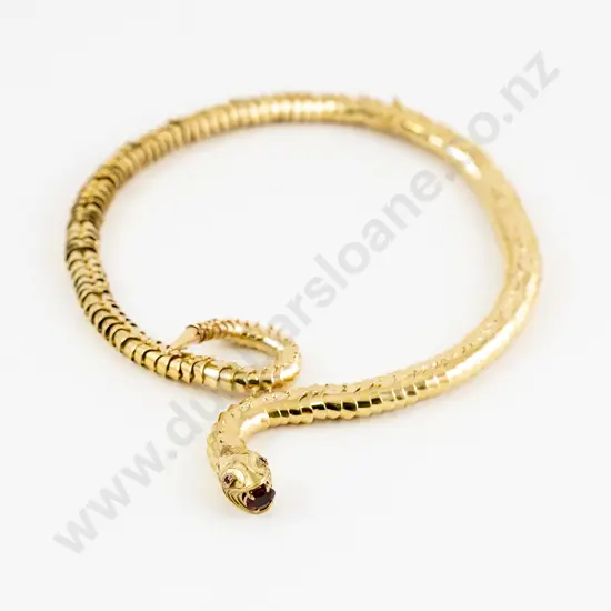 NZ Jeweller Anthony Williams 9ct Snake Neck Chain