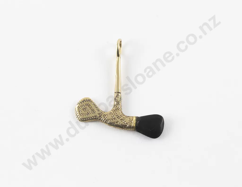 Vintage 18ct Pendant formed as a Tradition PNG Ceremonial Axe Image 1++