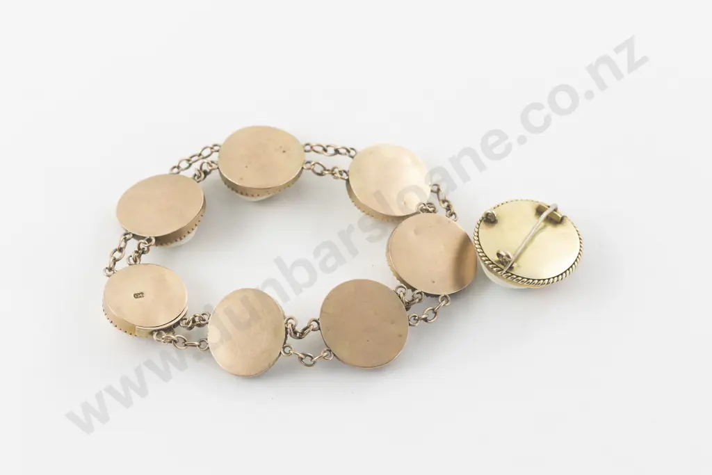 NZ Colonial 9ct Mounted Cats Eye Bracelet Image 1++